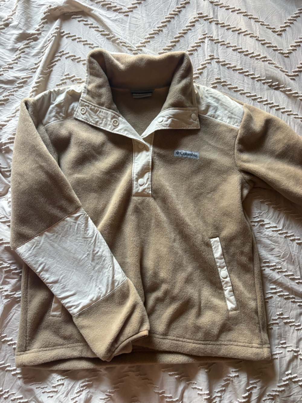 Columbia Beige Fleece Snap Pullover with Cream Accents